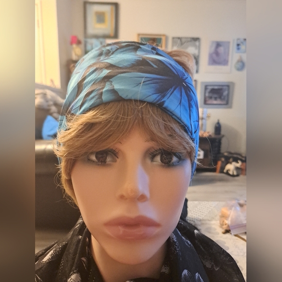 BUNDLE!-"5" ....   2 Turban Head Covers,  2 Soft Wool Hats & 1 Headband. 3_$15 - Picture 7 of 8